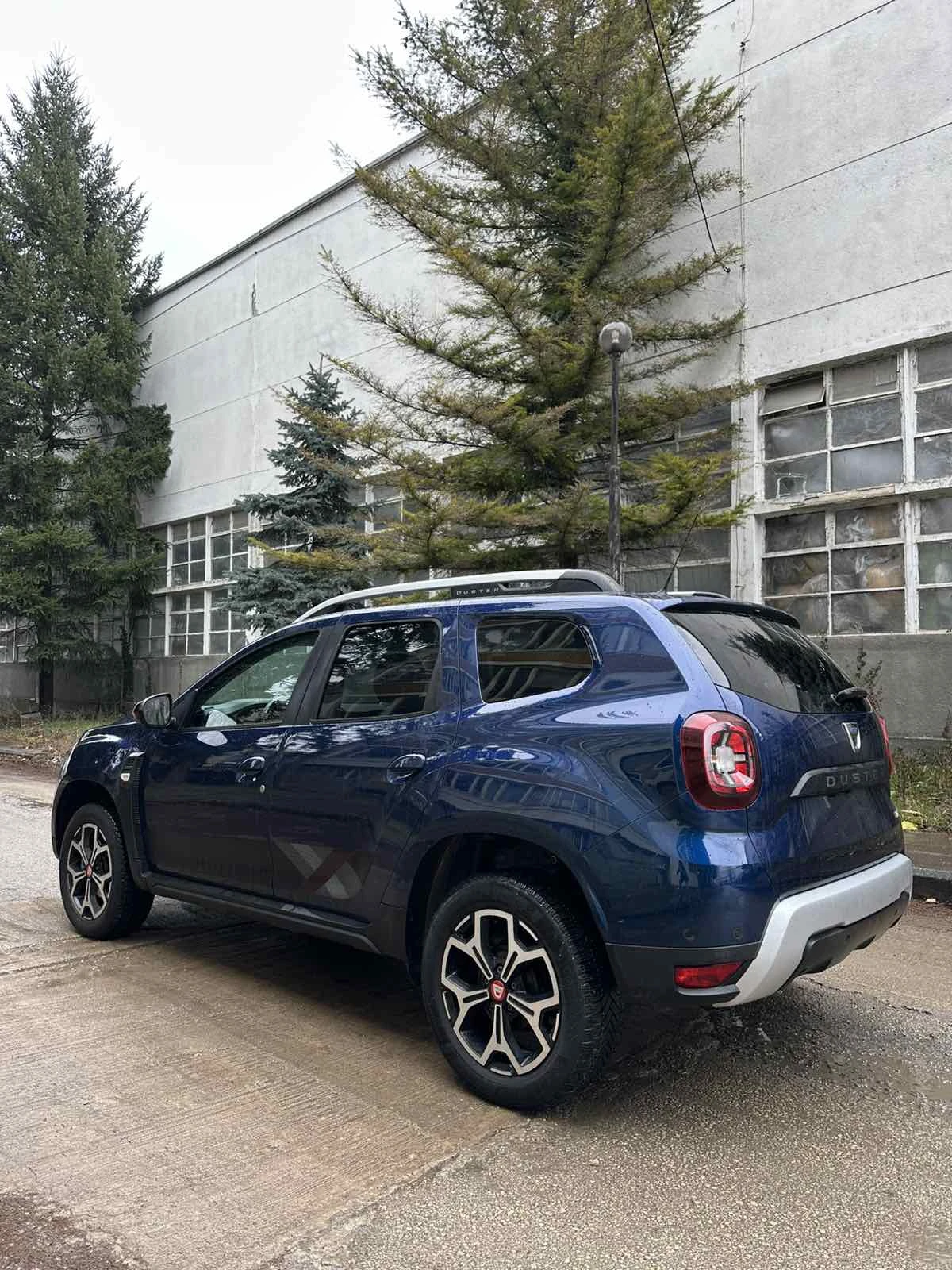 Dacia Duster 1.5dCi* 4x4* NAVI - изображение 4