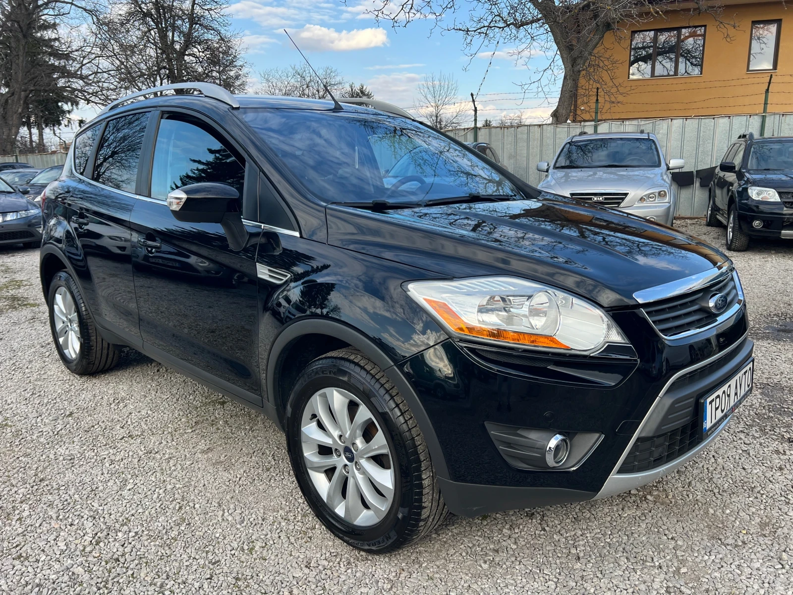 Ford Kuga 2.5T* 4Х4* ШВЕЙЦАРИЯ* КОЖА* НАВИ* КАМЕРА* , снимка 3 - Автомобили и джипове - 53976765