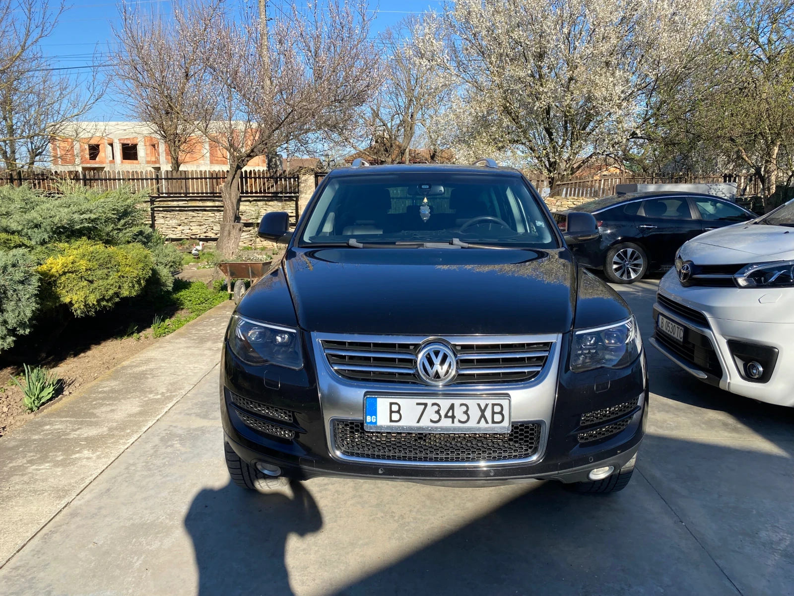 VW Touareg, снимка 2 - Автомобили и джипове - 54143607