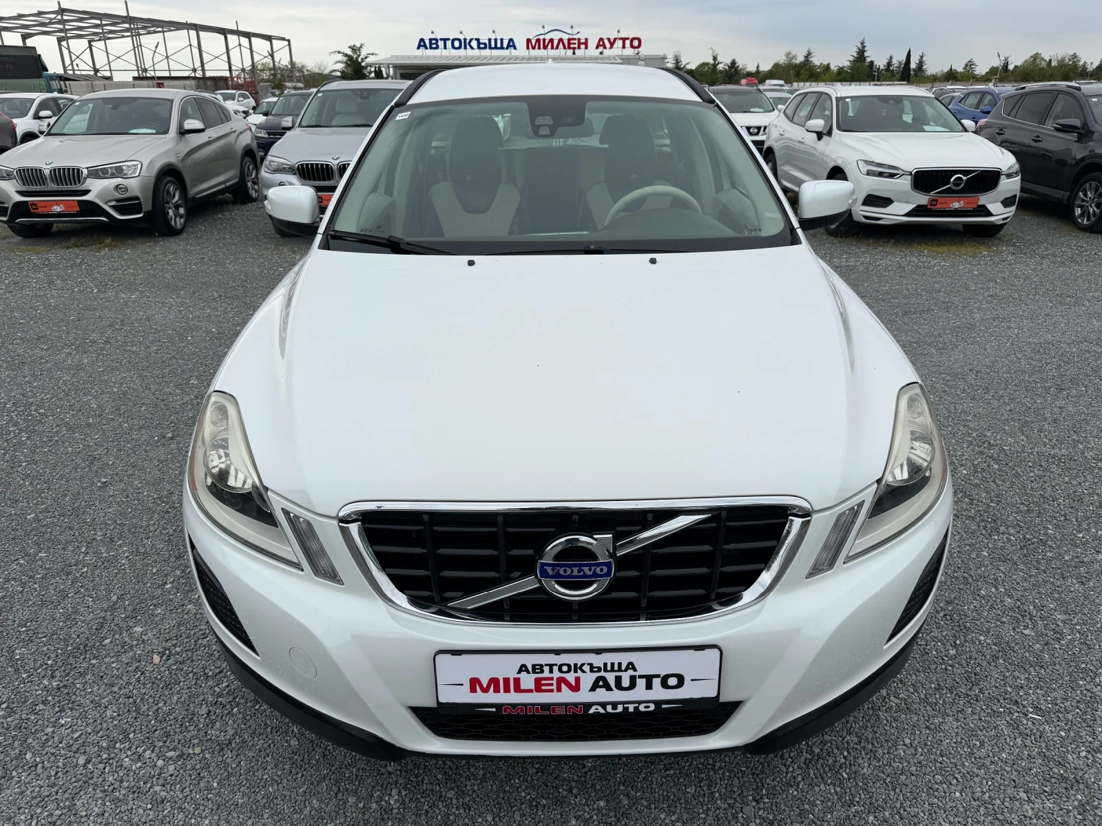 Volvo XC60 (KATO НОВА)^(4x4), снимка 2 - Автомобили и джипове - 54352352