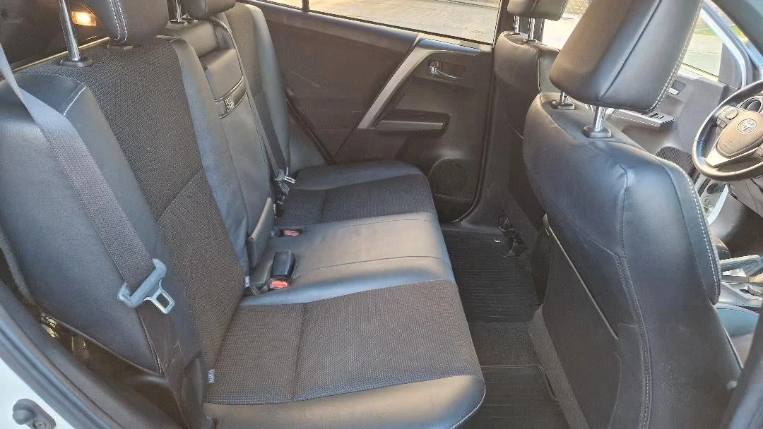 Toyota Rav4 HEV/192HP/4x4/CAM/LED/NAVI/270h, снимка 10 - Автомобили и джипове - 55025653