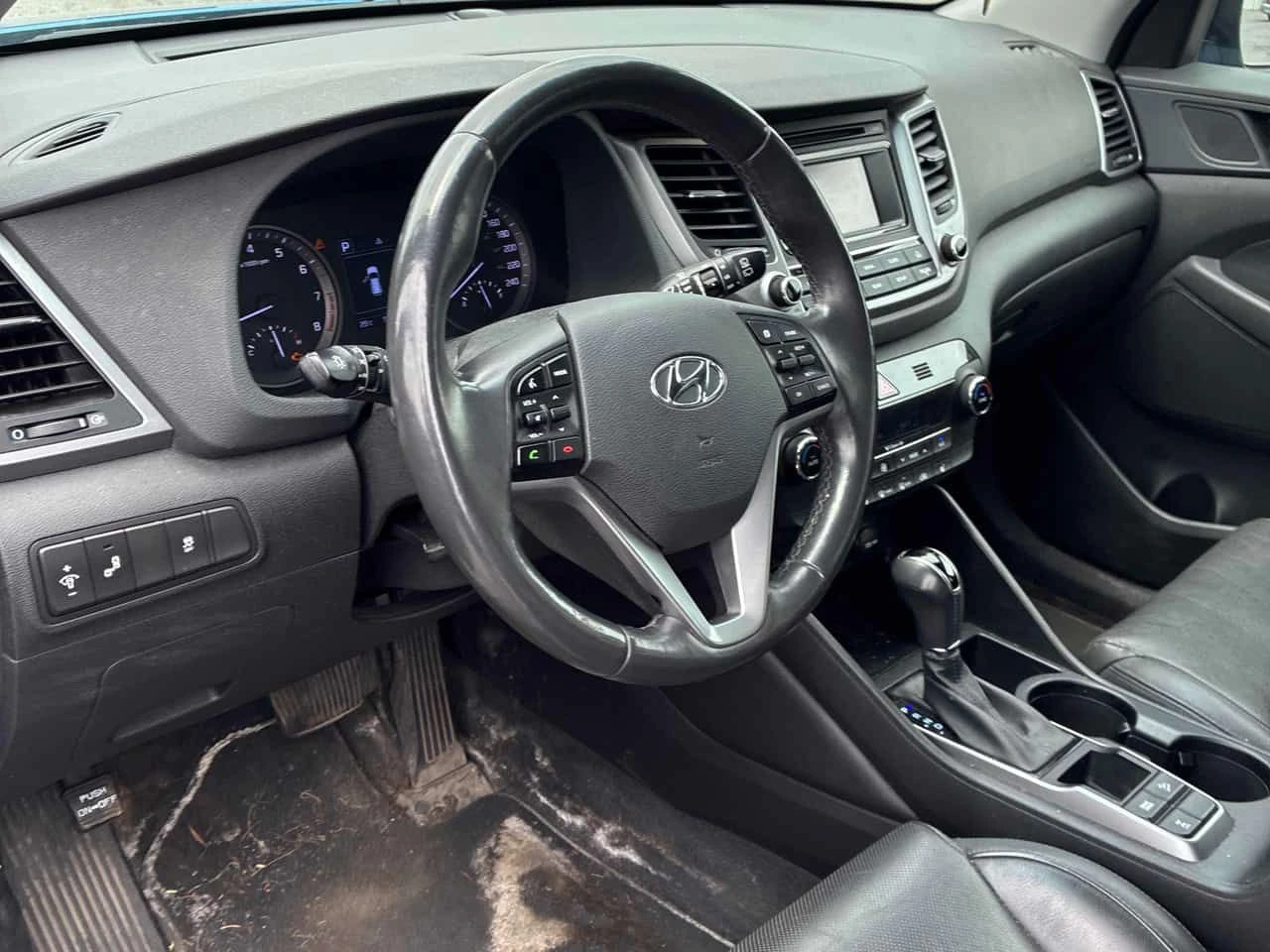 Hyundai Tucson  SE  AWD, 2.0L / КОЖА / ЦЕНА ДО БГ, снимка 5 - Автомобили и джипове - 55390898