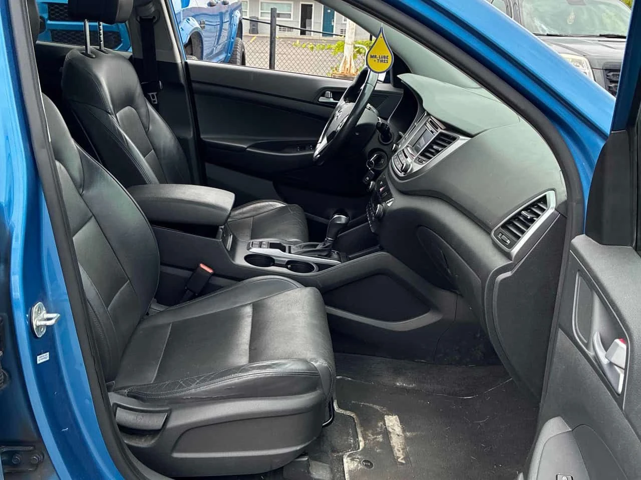 Hyundai Tucson  SE  AWD, 2.0L / КОЖА / ЦЕНА ДО БГ, снимка 17 - Автомобили и джипове - 55390898