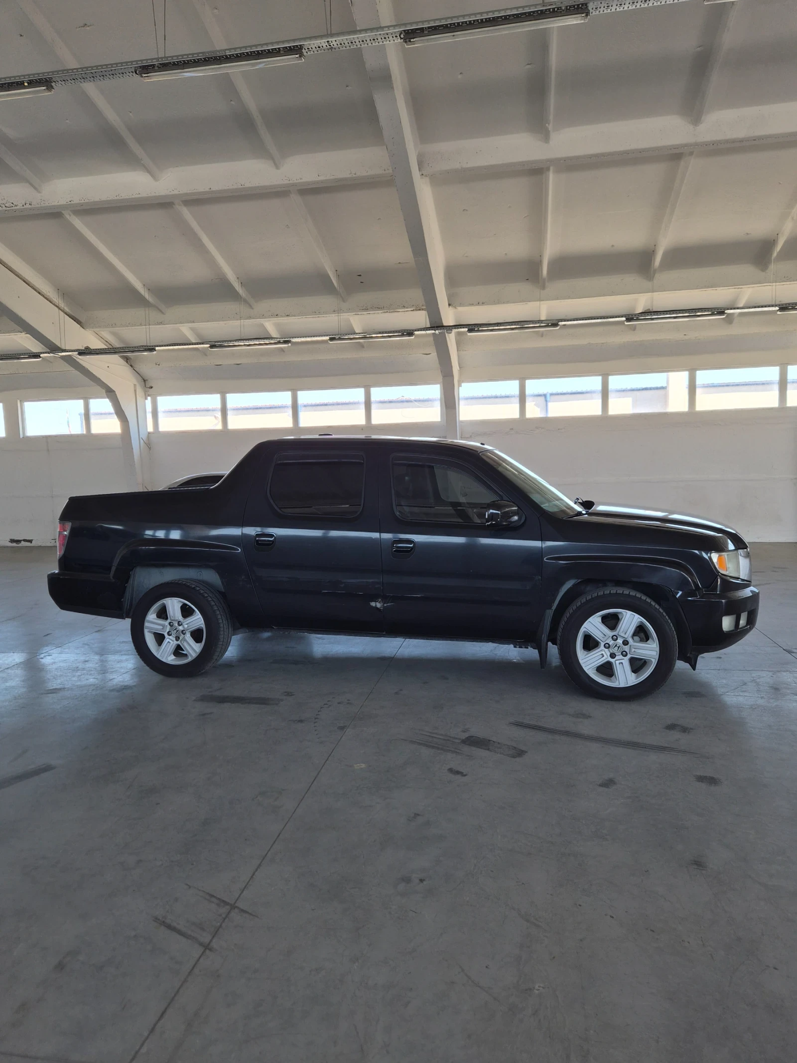 Honda Ridgeline 3.5 Пикап ЛИЗИНГ, снимка 4 - Автомобили и джипове - 55687556