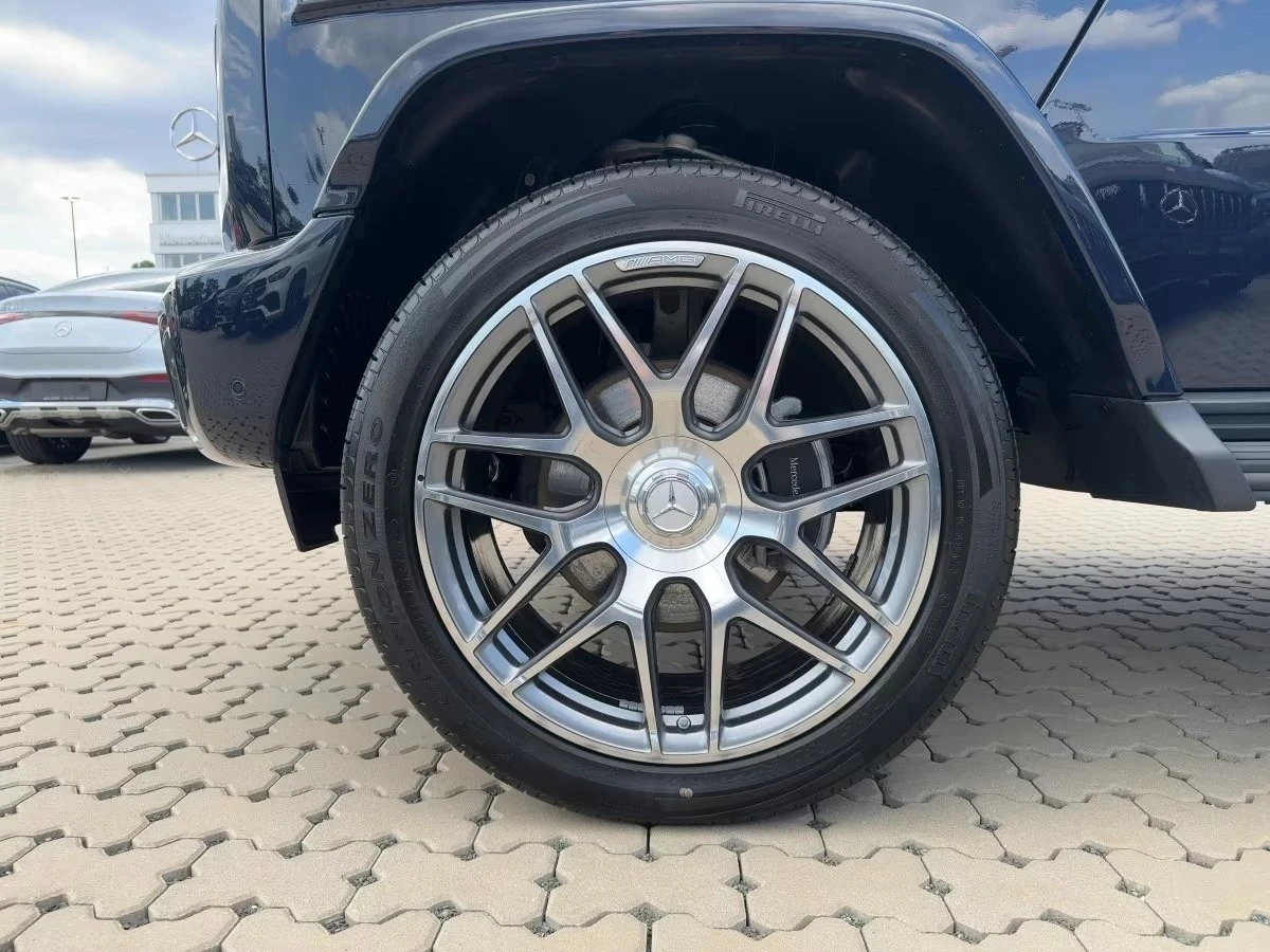 Mercedes-Benz G 450 d / AMG/ NIGHT/ MANUFAKTUR/ BURM/ 360/ MULTIBEAM /, снимка 5 - Автомобили и джипове - 55802897