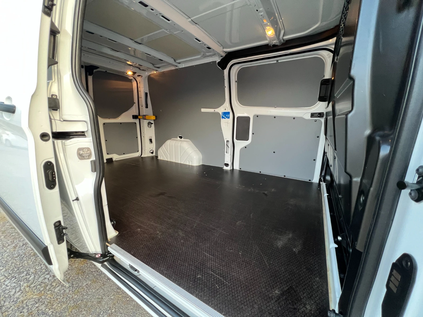 Ford Transit 2.0TDCi / / A / | Mobile.bg   11