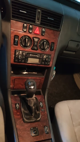 Mercedes-Benz C 220, снимка 7