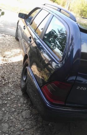 Mercedes-Benz C 220, снимка 3