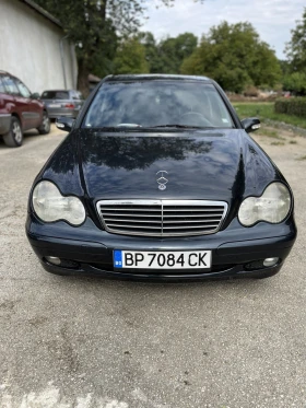 Mercedes-Benz C 220 Classic, снимка 1