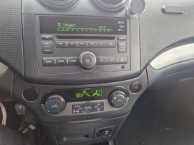 Chevrolet Aveo 1.4i klimatik, снимка 9