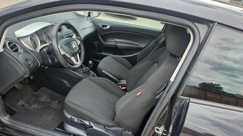 Seat Ibiza 1.4i* Климатроник* Recaro* , снимка 2 - Автомобили и джипове - 46006833