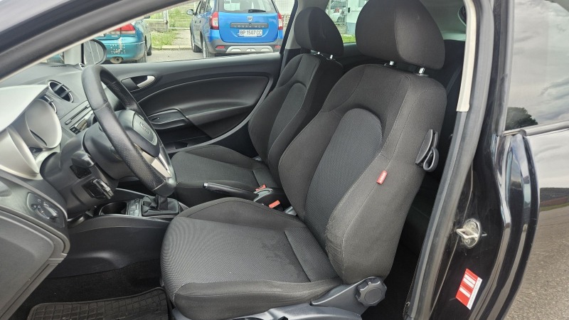Seat Ibiza 1.4i* Климатроник* Recaro* , снимка 8 - Автомобили и джипове - 46006833