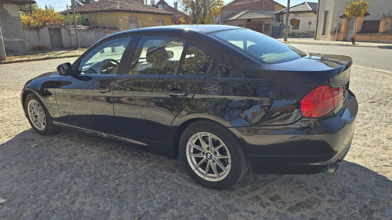 BMW 320 320 D, снимка 11 - Автомобили и джипове - 47850894