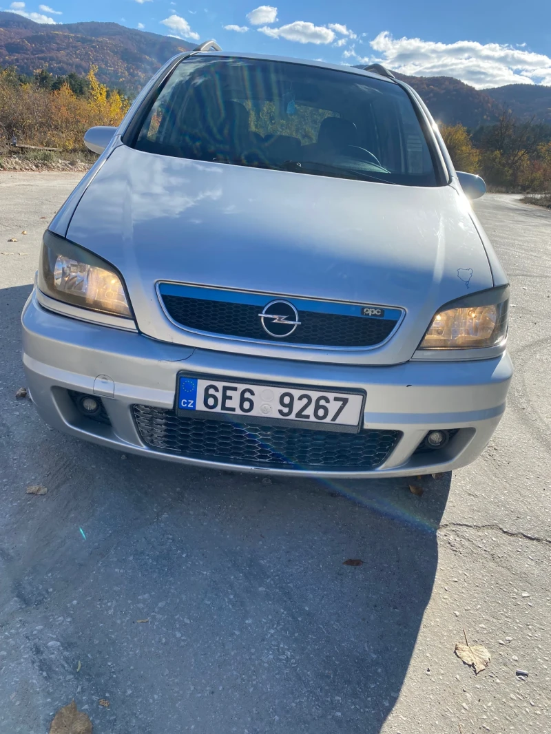 Opel Zafira  2.0benzin turbo OPC, снимка 5 - Автомобили и джипове - 47965617