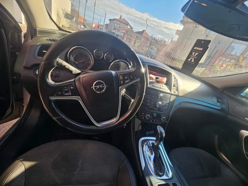 Opel Insignia 160 к.с., снимка 9 - Автомобили и джипове - 48146966