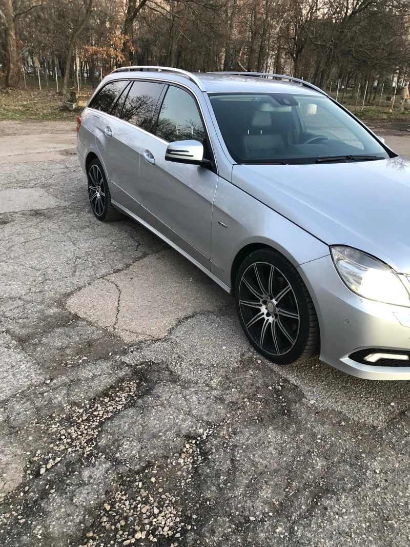 Mercedes-Benz E 350, снимка 3 - Автомобили и джипове - 48754033