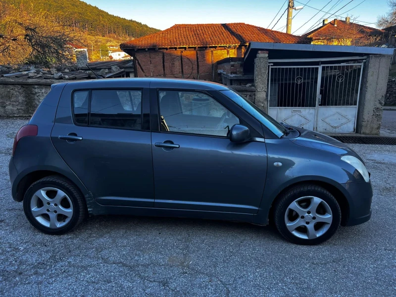 Suzuki Swift, снимка 2 - Автомобили и джипове - 49575964