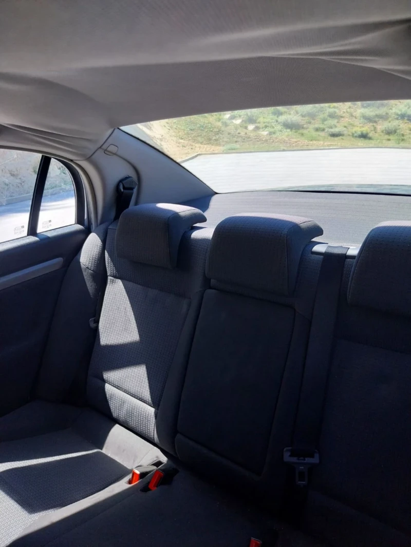 Opel Vectra 1.9 CDTI, снимка 12 - Автомобили и джипове - 52747248