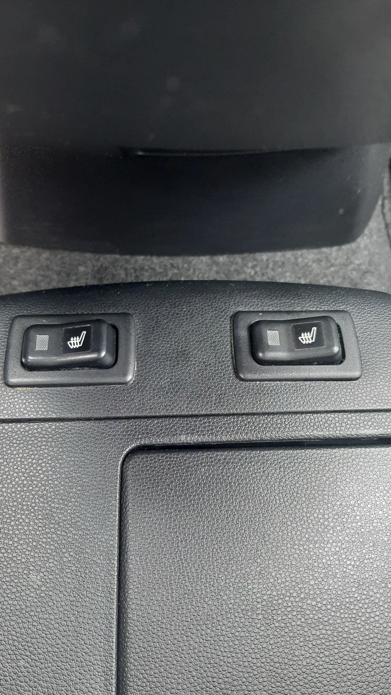 Mazda 5, снимка 11 - Автомобили и джипове - 52154125