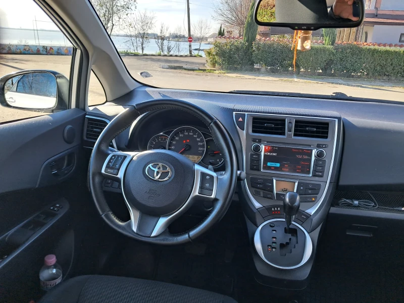 Toyota Verso S Verso s, снимка 7 - Автомобили и джипове - 52390656