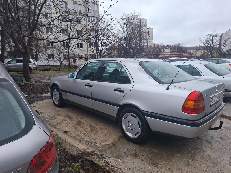 Mercedes-Benz C 200, снимка 2 - Автомобили и джипове - 53242015
