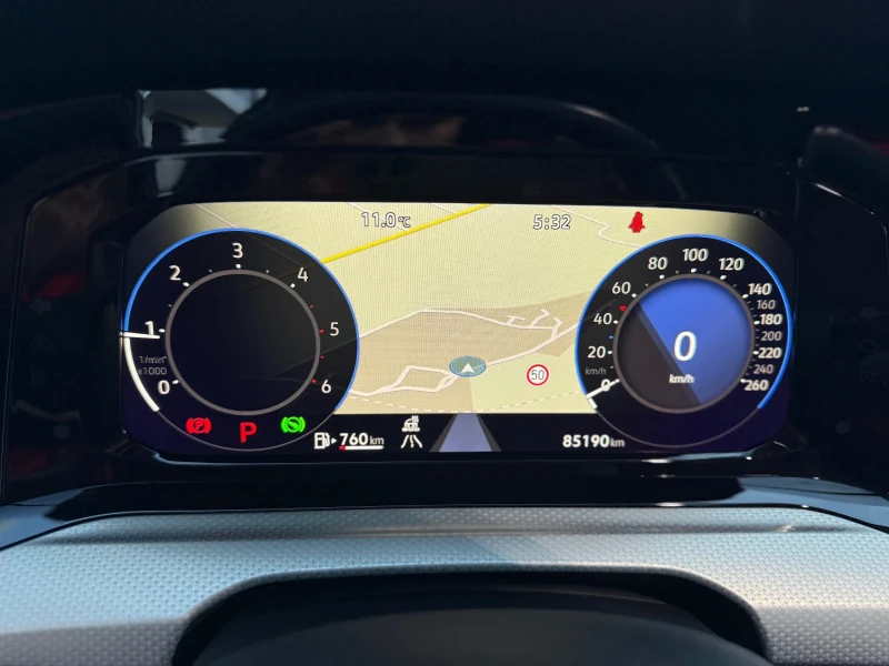 VW Golf 2.0 TDI, снимка 12 - Автомобили и джипове - 53287934