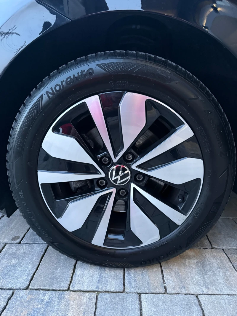 VW Golf 2.0 TDI, снимка 16 - Автомобили и джипове - 53287934