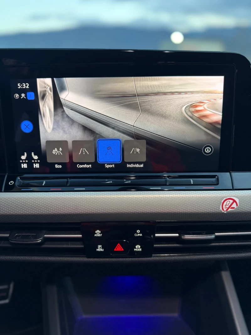 VW Golf 2.0 TDI, снимка 13 - Автомобили и джипове - 53287934