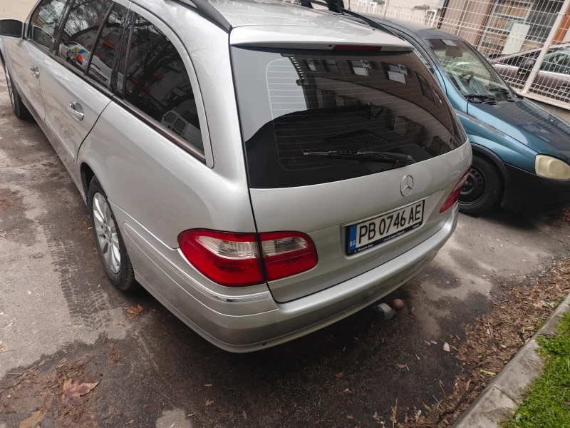 Mercedes-Benz E 320 CDI 204, снимка 5 - Автомобили и джипове - 53461913