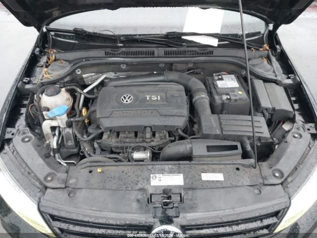 VW Jetta 1.8T SE SPORT, снимка 13 - Автомобили и джипове - 53889983