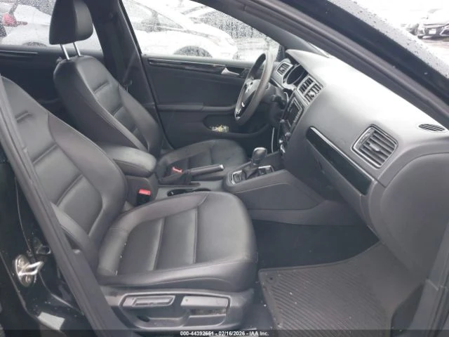 VW Jetta 1.8T SE SPORT, снимка 9 - Автомобили и джипове - 53889983