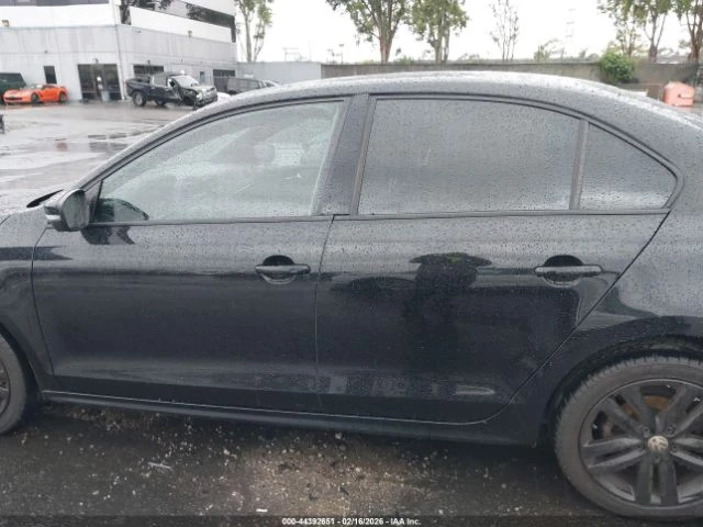 VW Jetta 1.8T SE SPORT, снимка 5 - Автомобили и джипове - 53889983