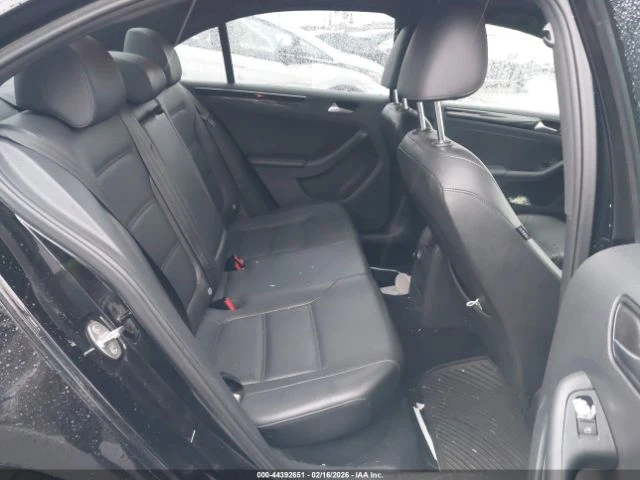 VW Jetta 1.8T SE SPORT, снимка 12 - Автомобили и джипове - 53889983