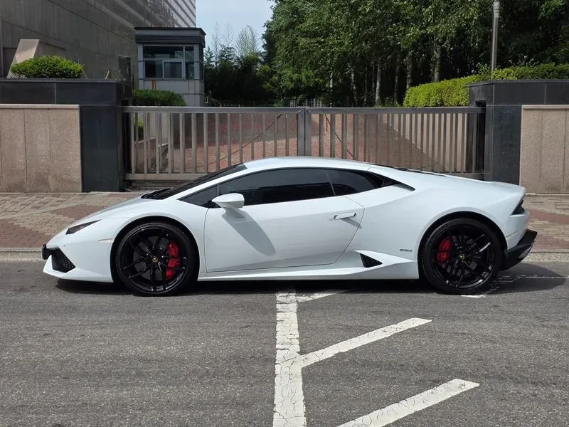 Lamborghini Huracan, снимка 2 - Автомобили и джипове - 55078267