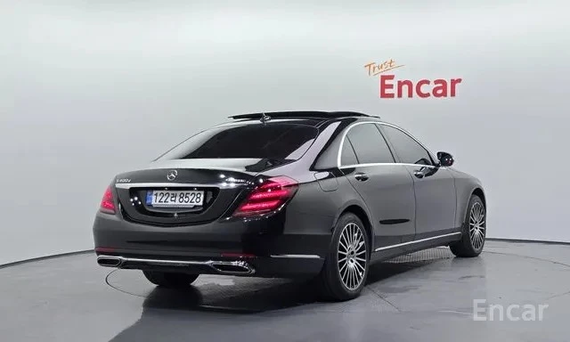 Mercedes-Benz S 400 LONG 4MATIC/ОБДУХВАНЕ/ПАНОРАМА/ДИСТРОНИК/360, снимка 3 - Автомобили и джипове - 55528749