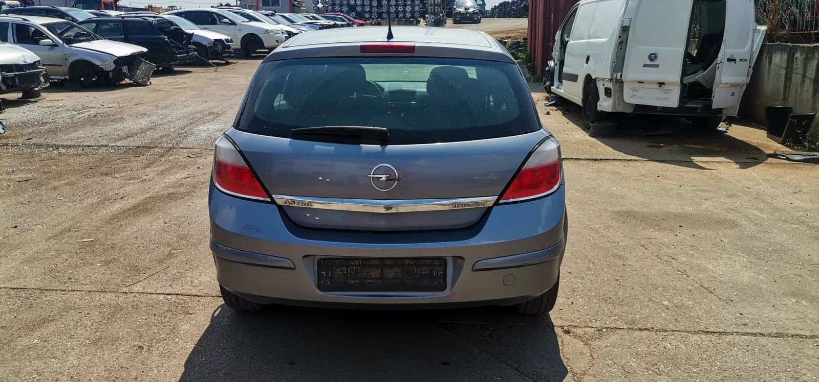 Opel Astra 1.6 - изображение 3