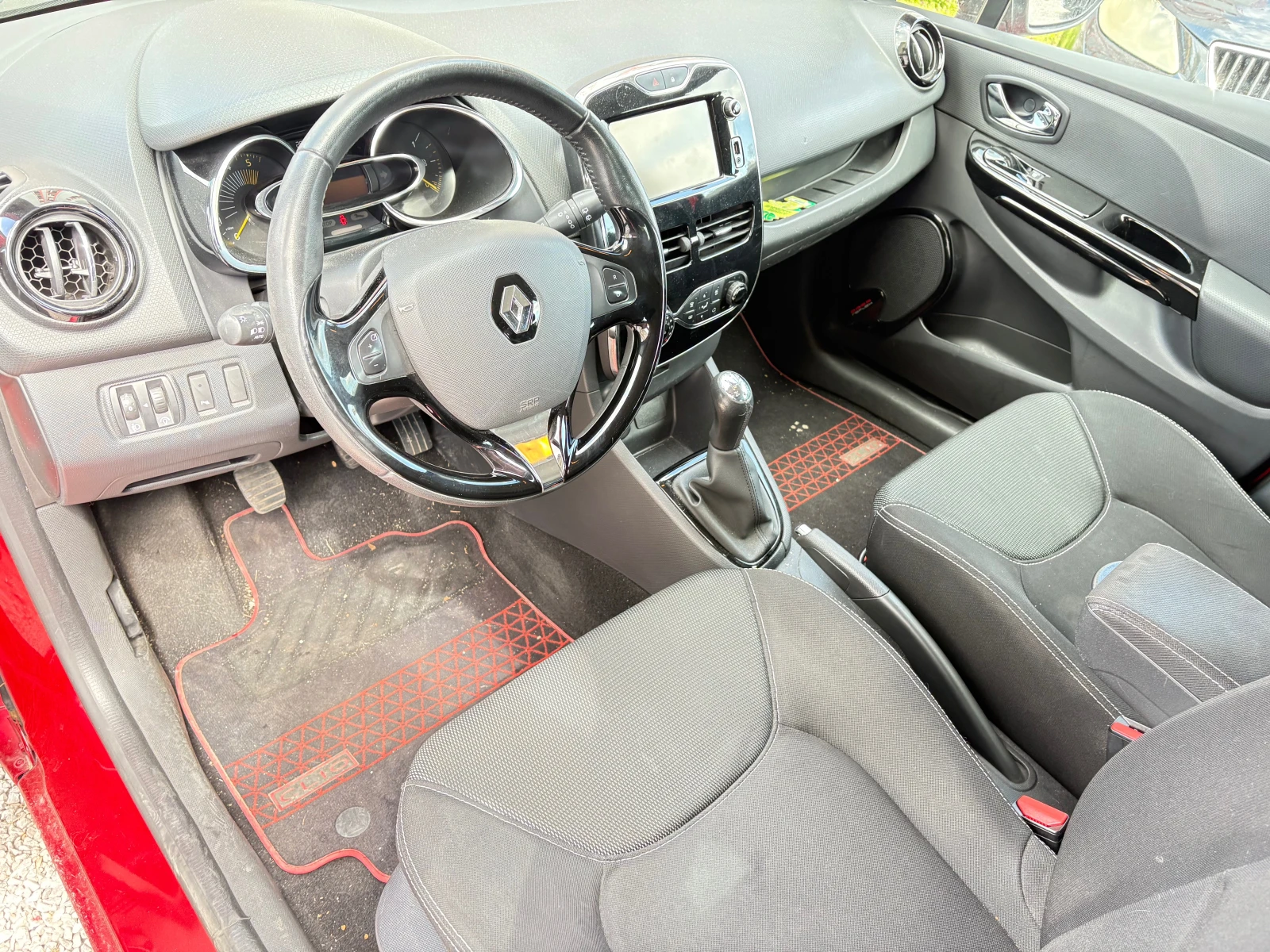 Renault Clio 1.5DCI - изображение 7