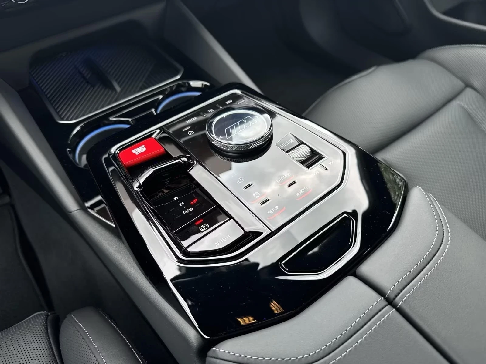 BMW M5  - изображение 7