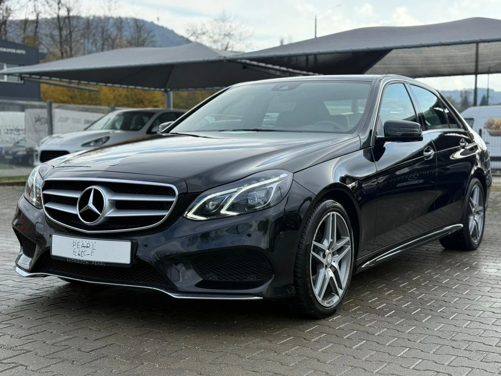 Mercedes-Benz E 250 Bluetec AMG Line 9G-tronic LED Ambient NAVI | Mobile.bg   1