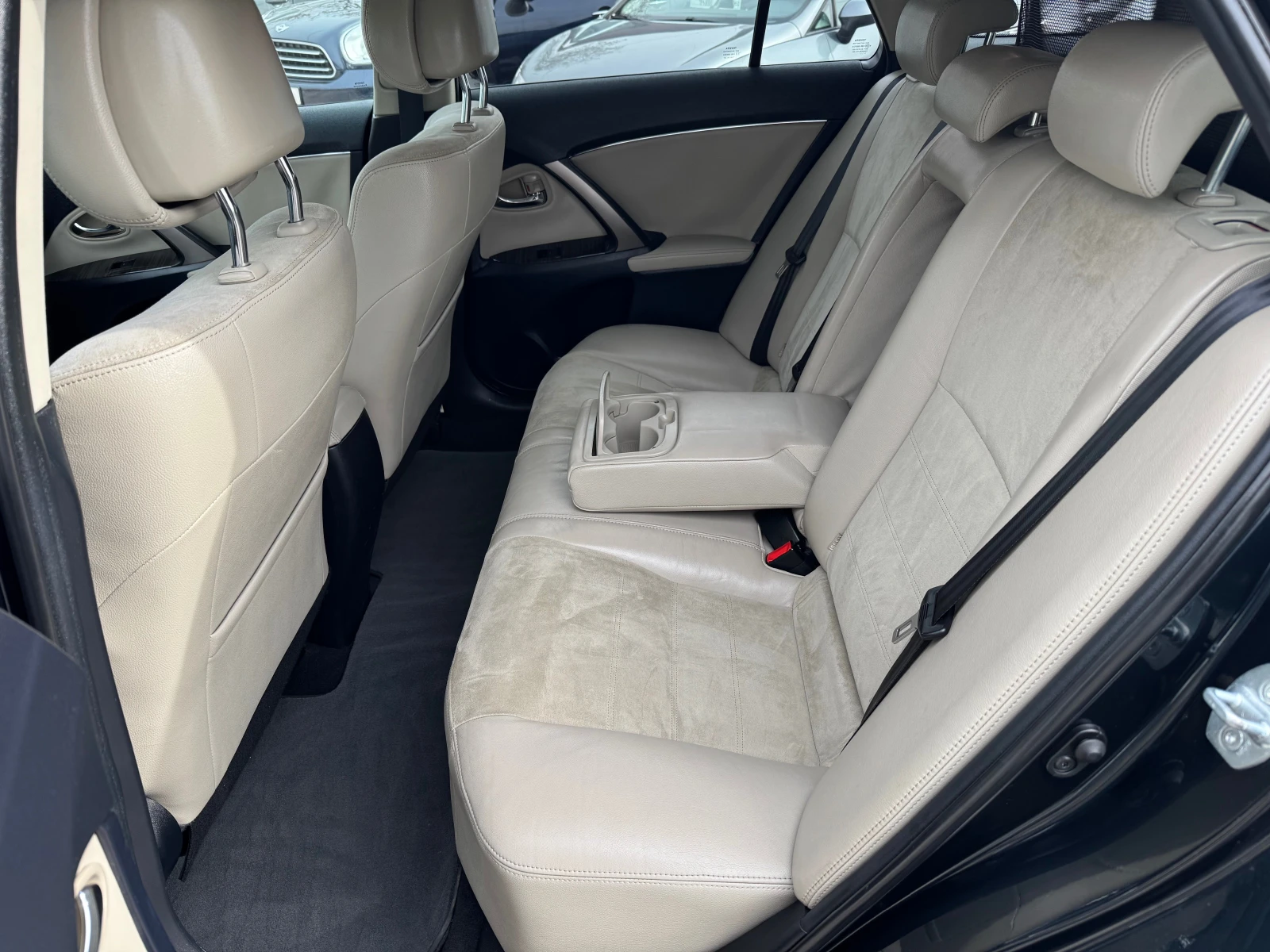 Toyota Avensis 2.0D4D-Facelift-������ | Mobile.bg � ����������� 13