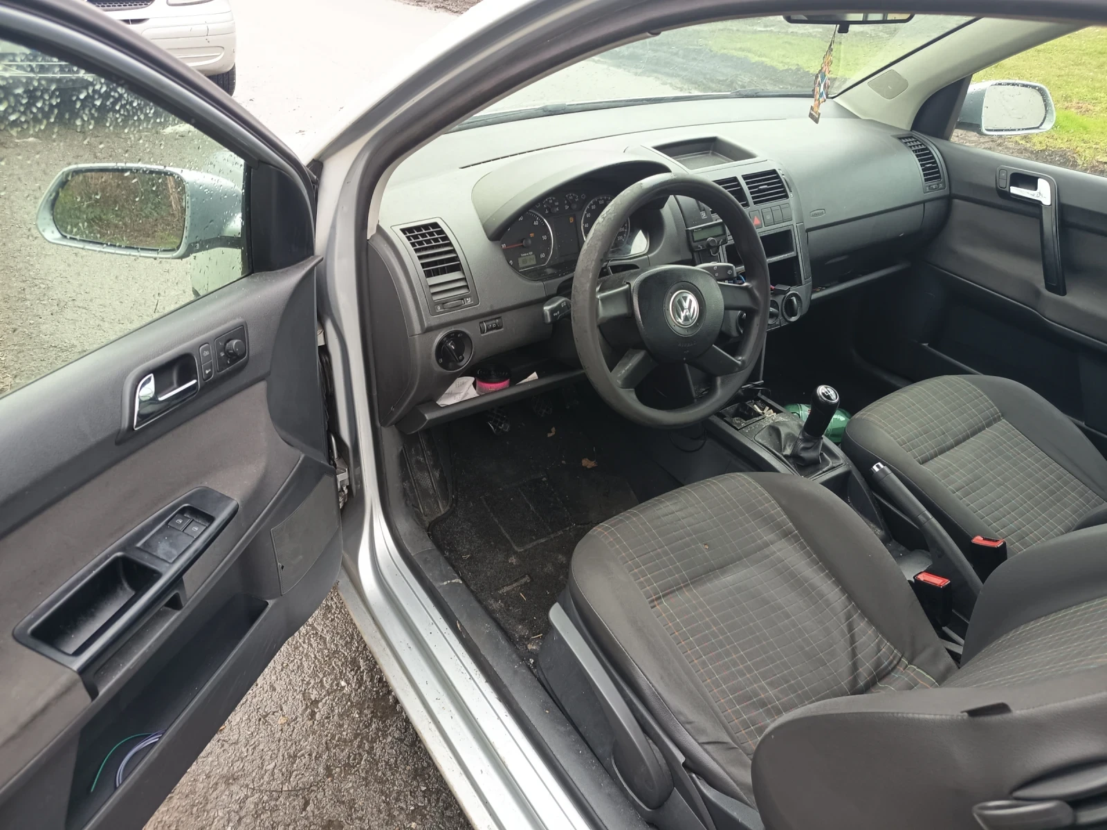 VW Polo 1.9tdi 101, снимка 6 - Автомобили и джипове - 54185385