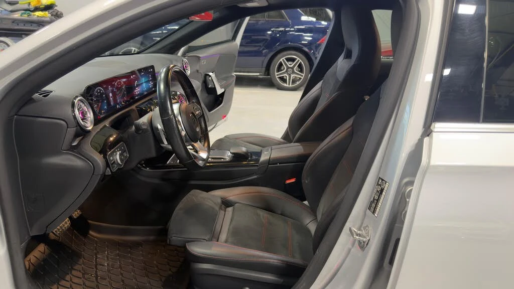 Mercedes-Benz A 250 4MATIC Hatchback* АвтоКредит* (Цена до БГ) , снимка 8 - Автомобили и джипове - 54227366