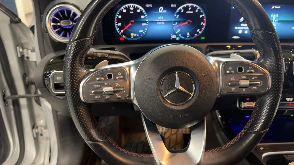 Mercedes-Benz A 250 4MATIC Hatchback* АвтоКредит* (Цена до БГ) , снимка 14 - Автомобили и джипове - 54227366