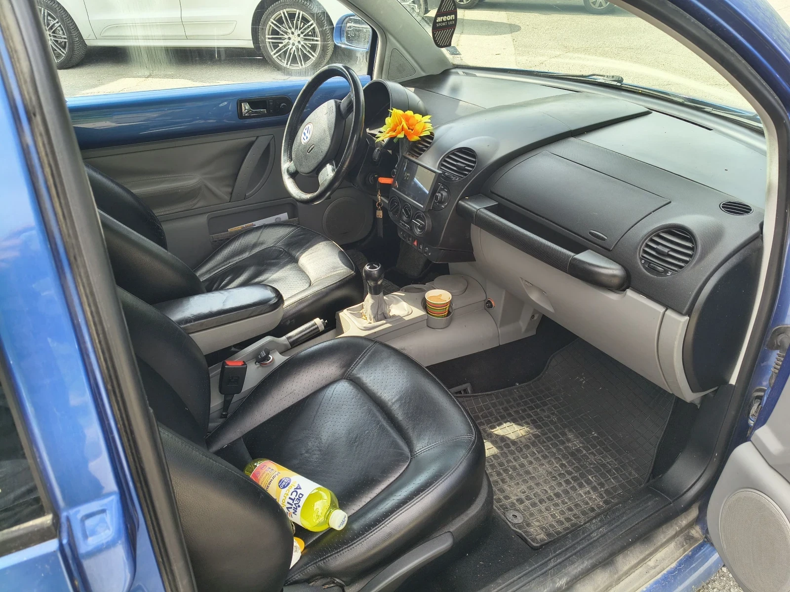VW New beetle 2.0i с ГАЗ, снимка 9 - Автомобили и джипове - 54494320