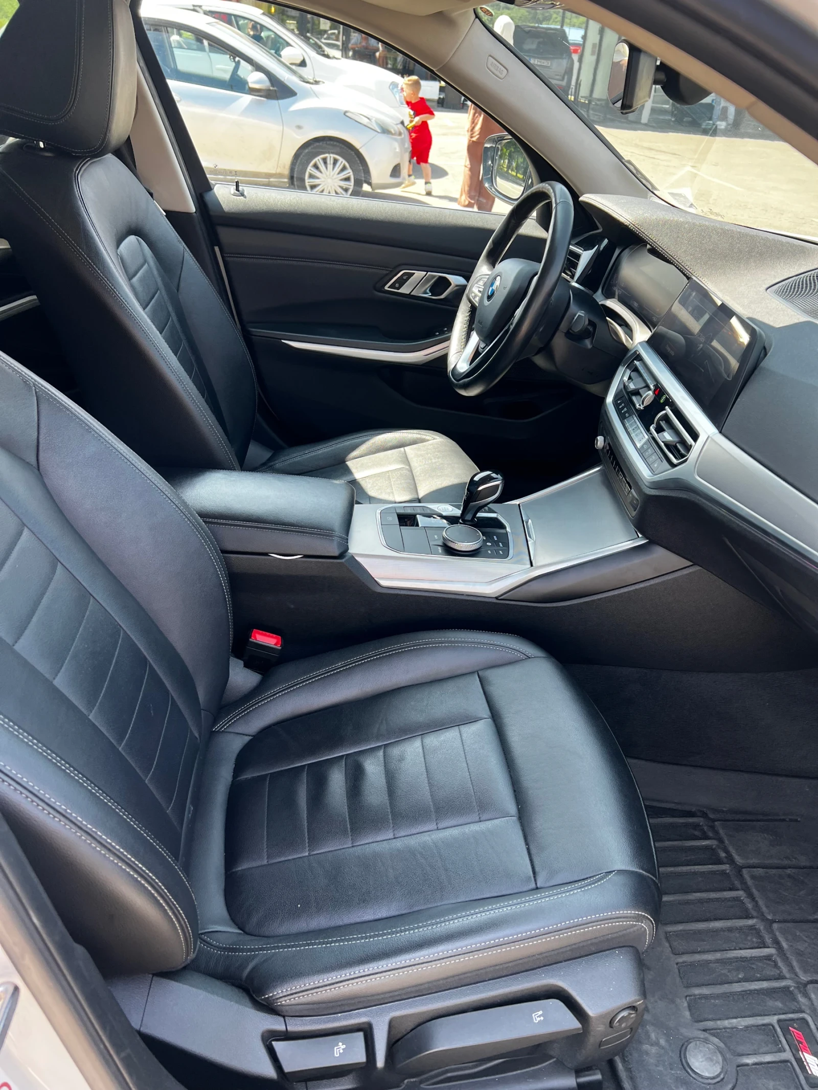 BMW 320 G20 Xdrive Luxury Line, снимка 10 - Автомобили и джипове - 54585292