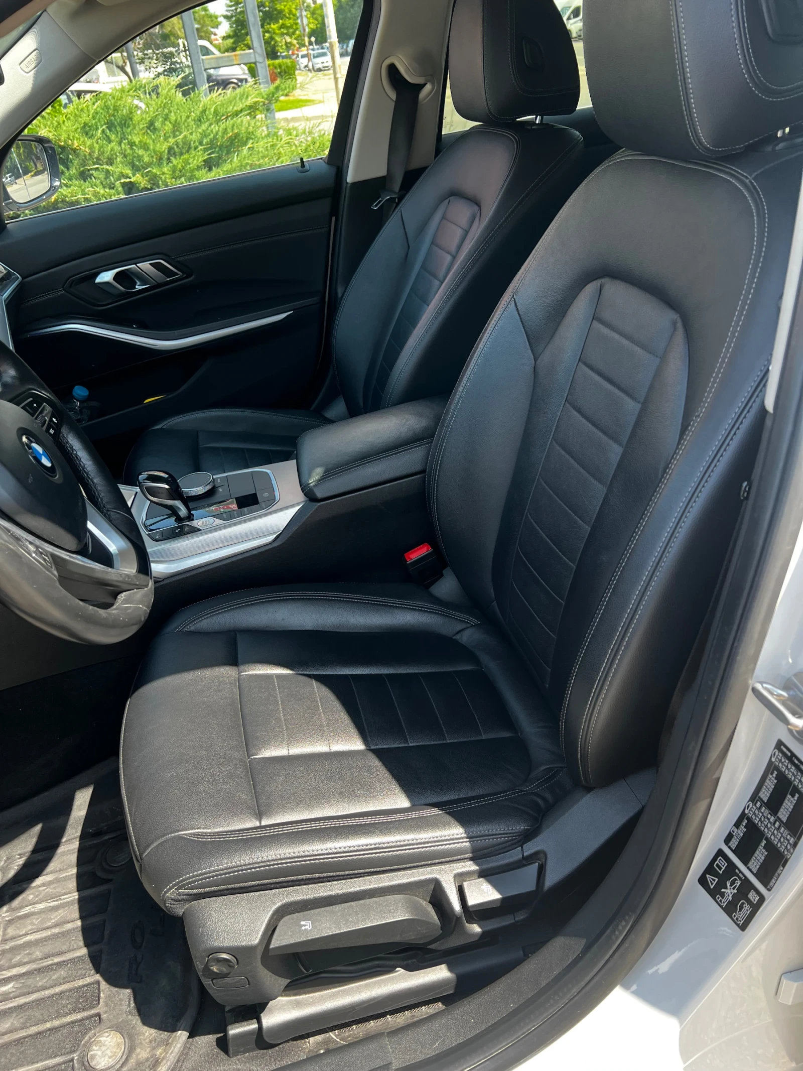 BMW 320 G20 Xdrive Luxury Line, снимка 11 - Автомобили и джипове - 54585292