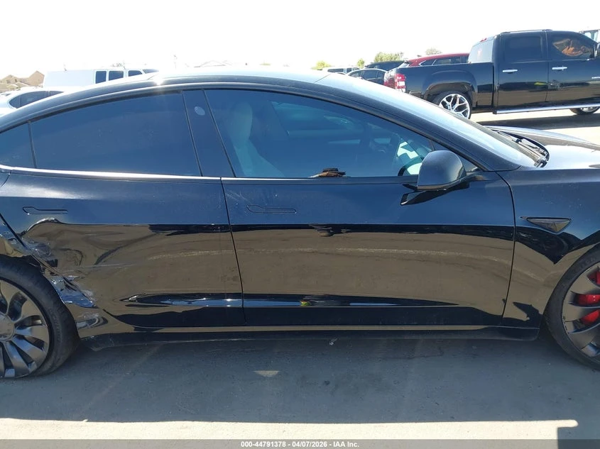 Tesla Model 3 Performance Dual Motor All-Wheel Drive | Mobile.bg � ����������� 13