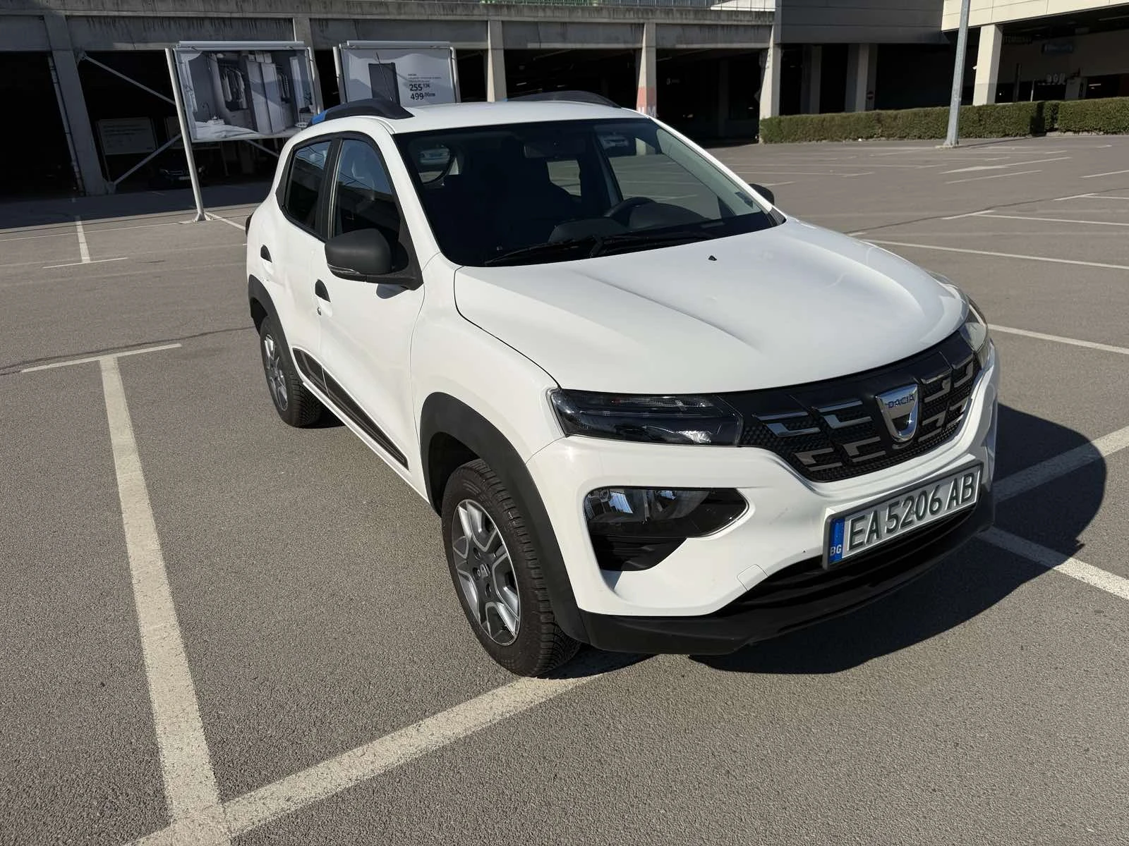 Dacia Spring 28kw, снимка 8 - Автомобили и джипове - 55530690