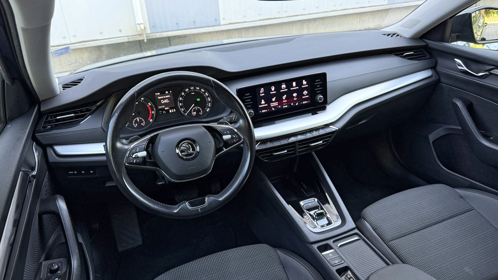 Skoda Octavia 1.5 TSI e-TEC DSG, снимка 8 - Автомобили и джипове - 55544026