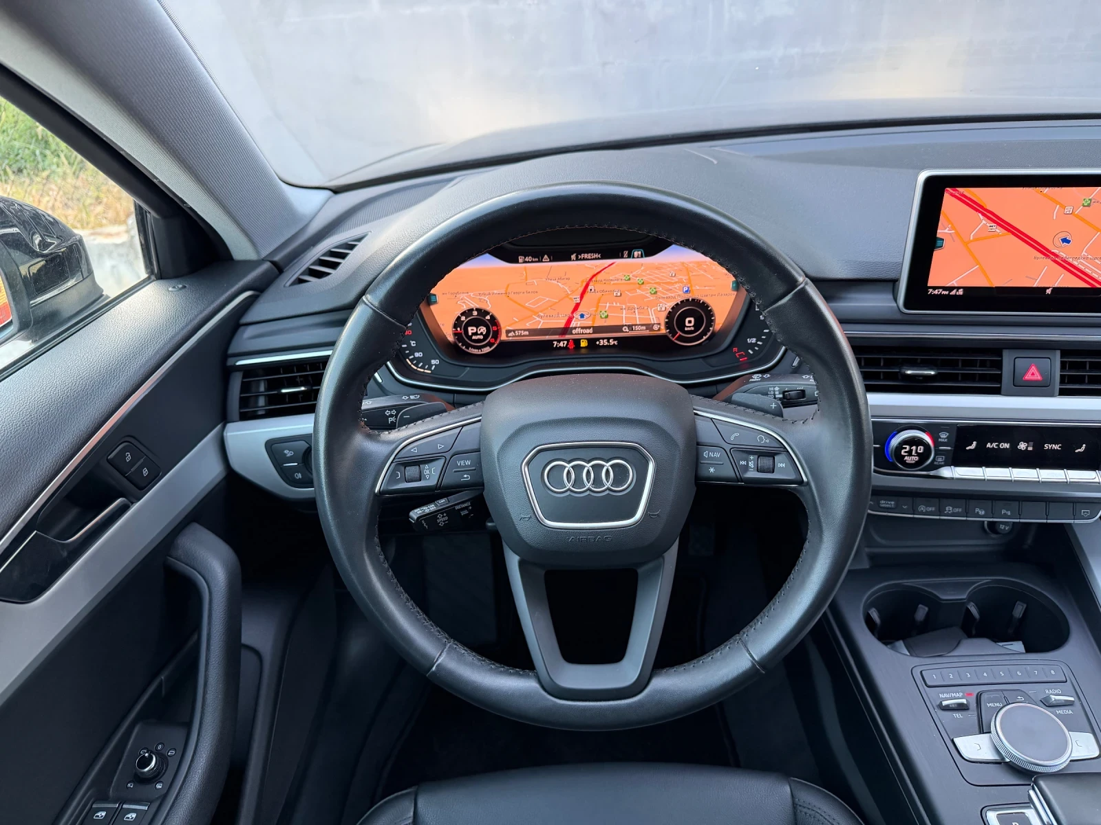 Audi A4 Avant 2.0TDI S-Tronic, снимка 9 - Автомобили и джипове - 55743393
